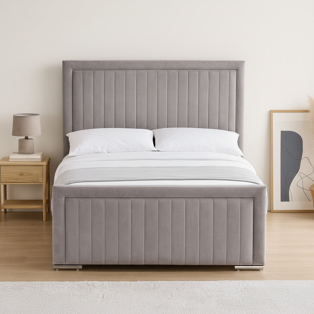 Laurel Footboard Bed