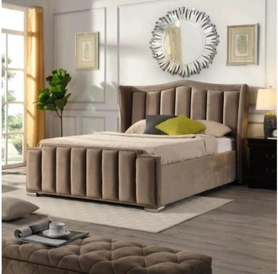 Thornwood Footboard Bed