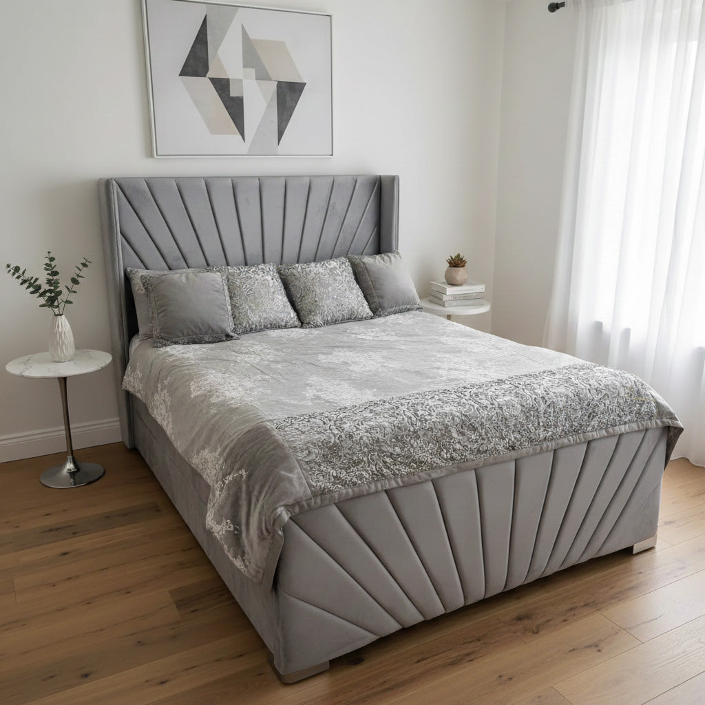 Marbleton Footboard Bed thumbnail 2