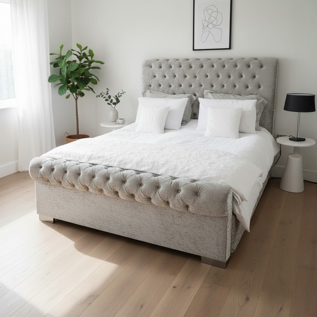 Blenheim Chesterfield Bed